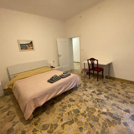 Francioni Palace Bologna Exteriör bild